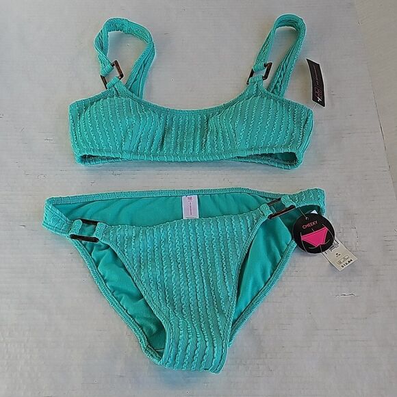 Green bikini features hardware on top and bottom size med (7-9) - Picture 1 of 10